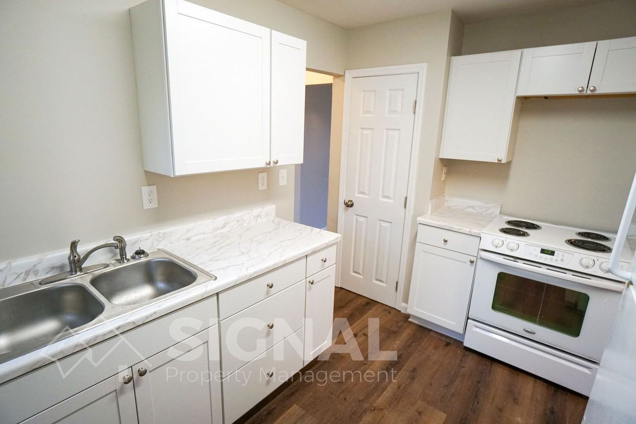 712 Robison Dr - Photo 5 of 14