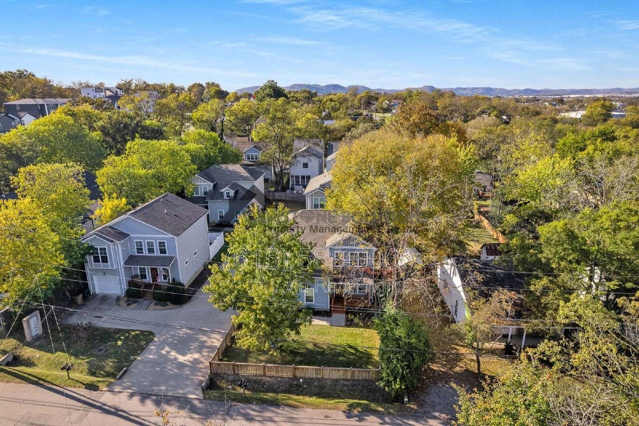 505C Lovell St - Photo 5 of 50