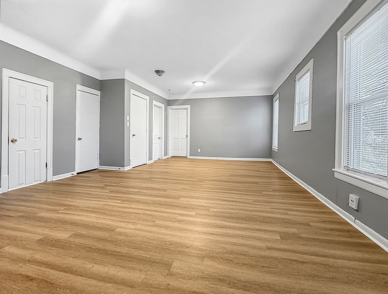 129 Palmer St Ne #2 - Photo 3 of 7