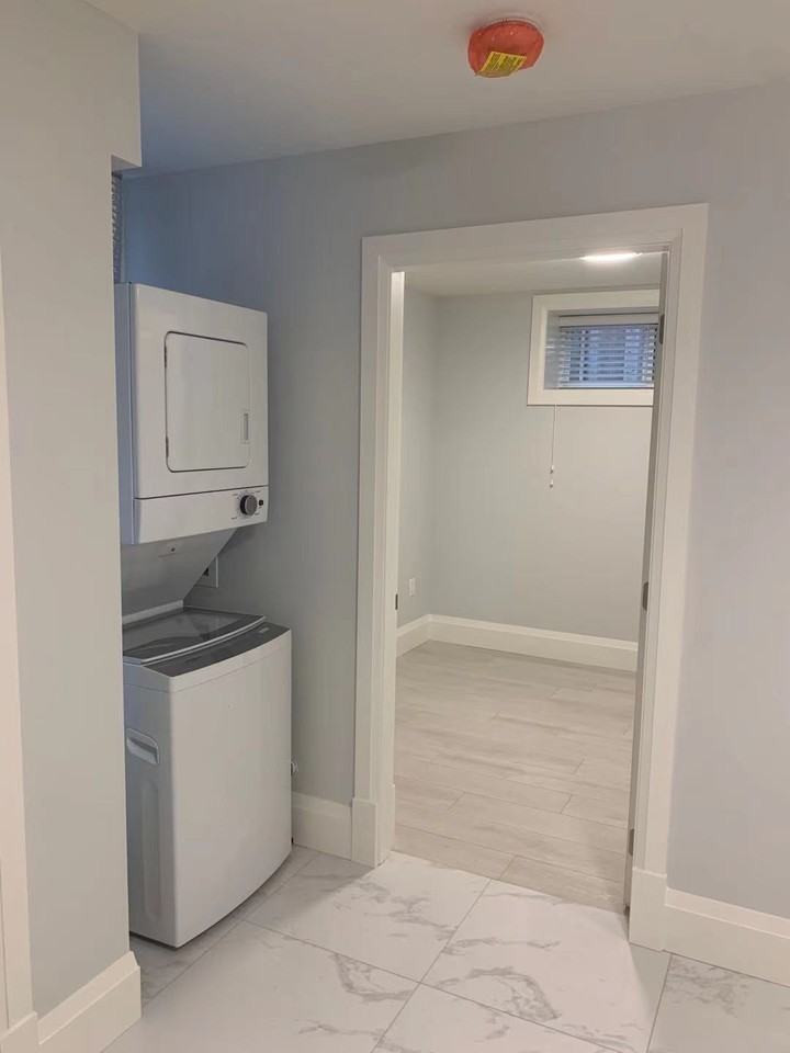 5900 Fremlin Street - Photo 4 of 12