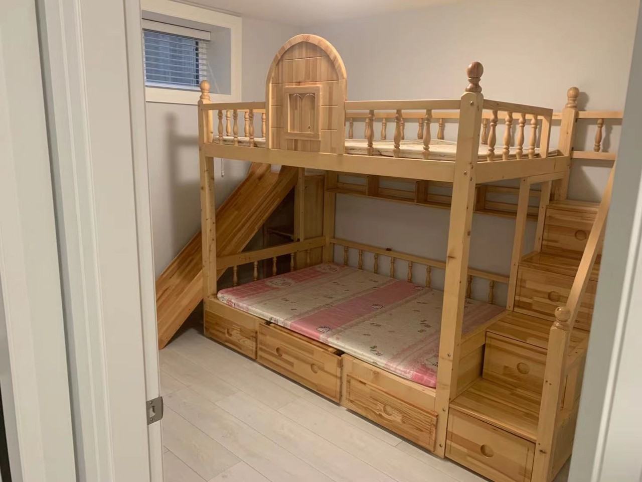 5900 Fremlin Street - Photo 7 of 12