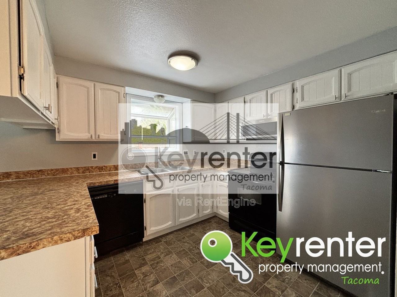 9315 E B St - Photo 5 of 22