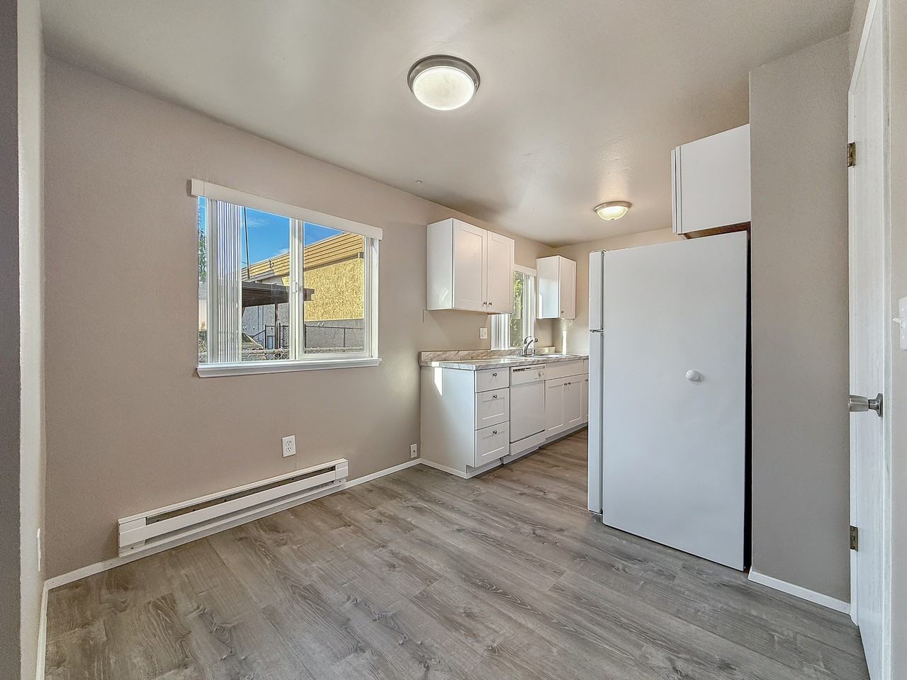 440 Sw 155th St #D - Photo 2 of 16