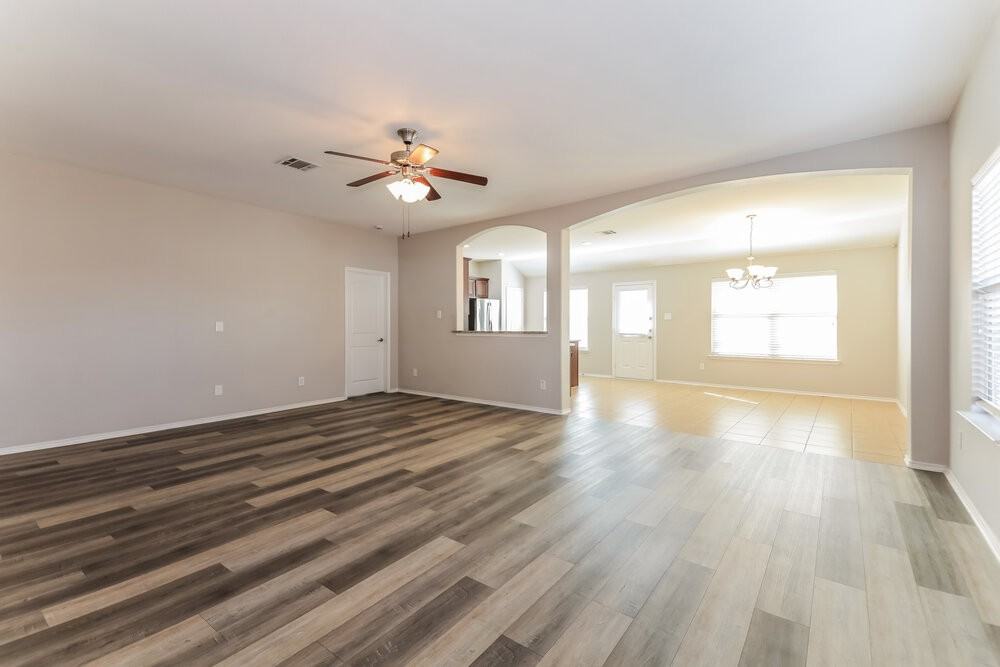 120 Meadow Crest Dr - Photo 4 of 16