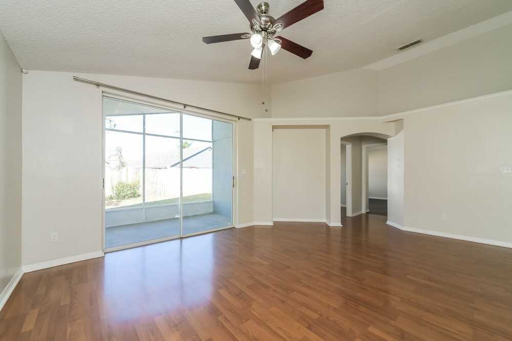 2511 Shelby Cir - Photo 3 of 16