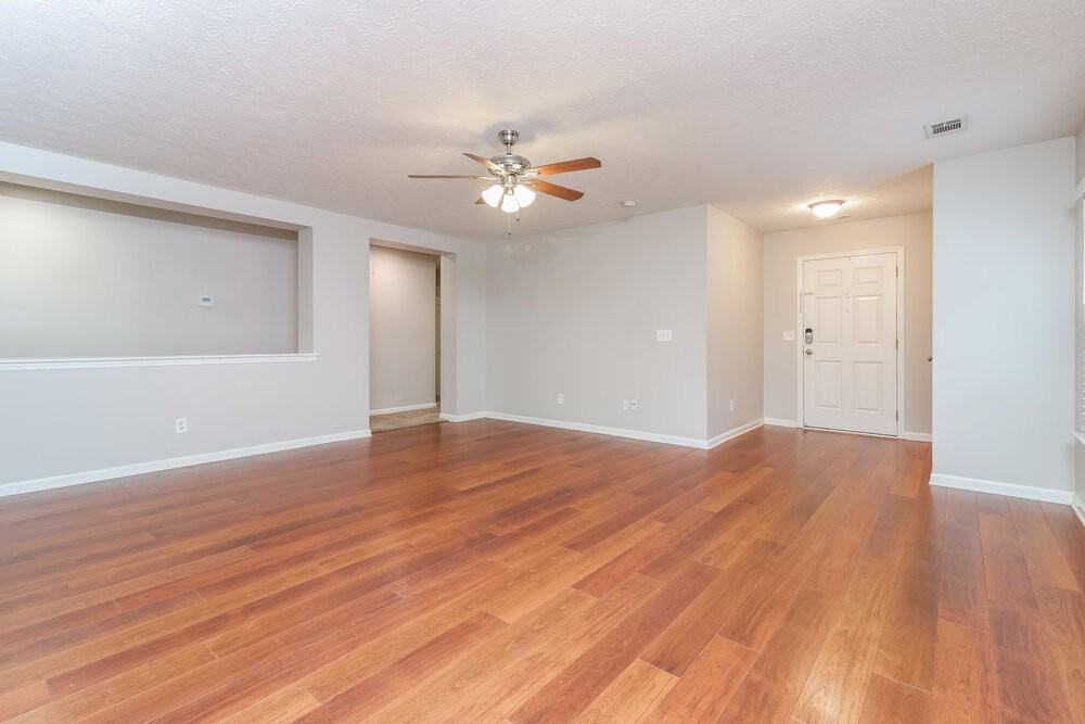 417 Autumn Creek Dr - Photo 5 of 16