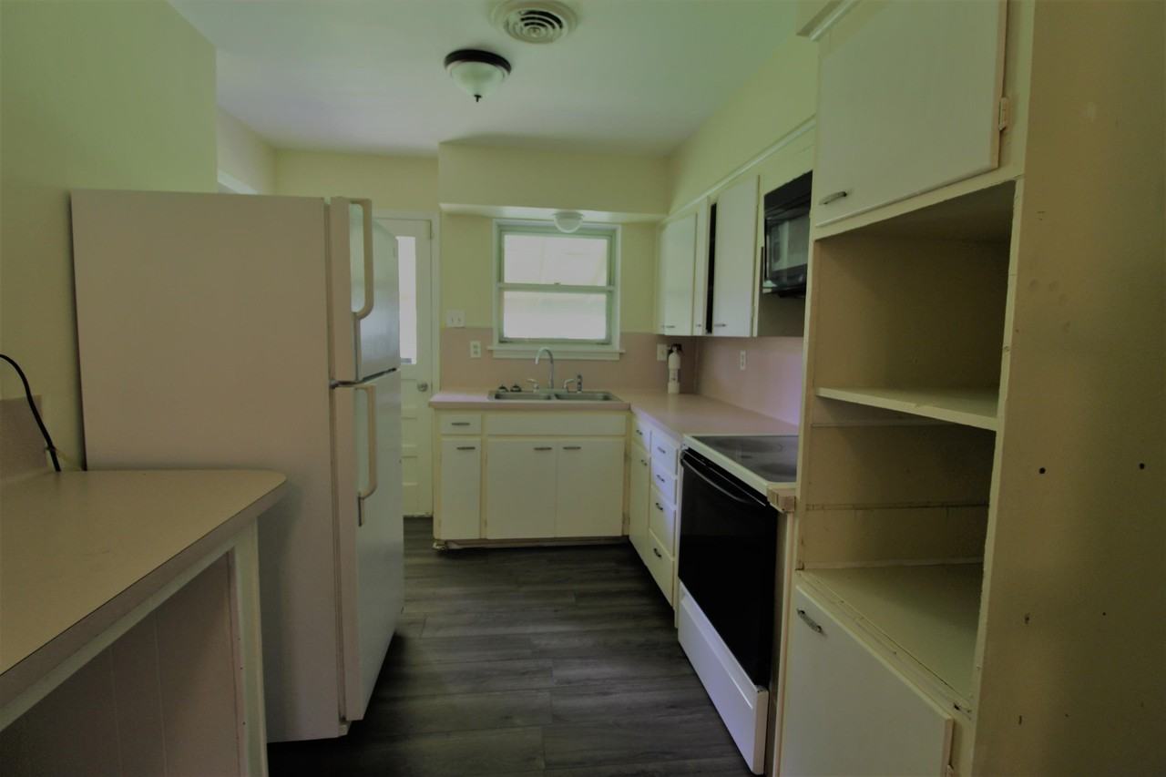 2514 Post Oak Ave - Photo 3 of 16