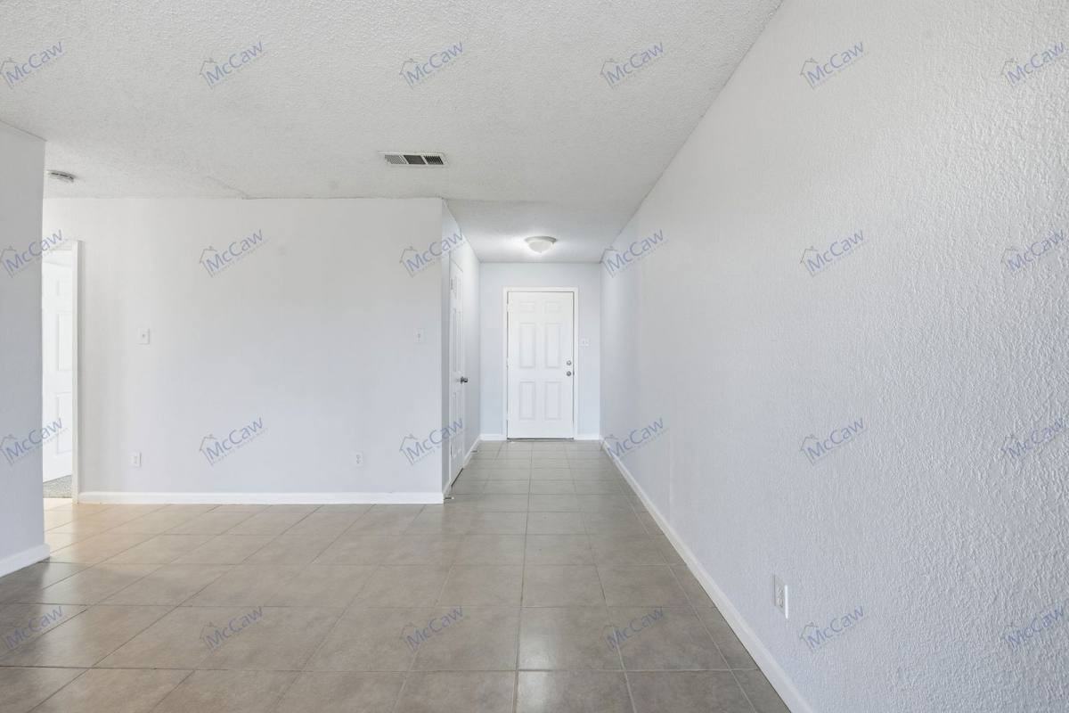 3025 Old Hickory Trl - Photo 3 of 10