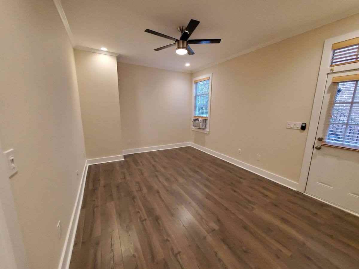 149 Peachtree Cir Ne #23 - Photo 2 of 10