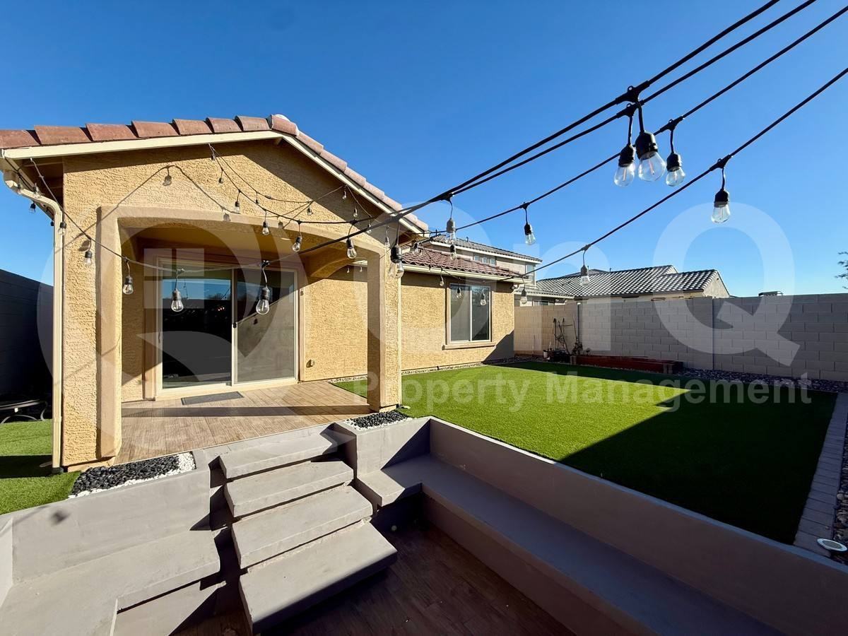 5682 N 90th Dr - Photo 3 of 10