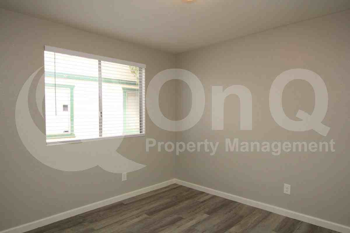 9936 E Birchwood Ave #1 - Photo 6 of 10