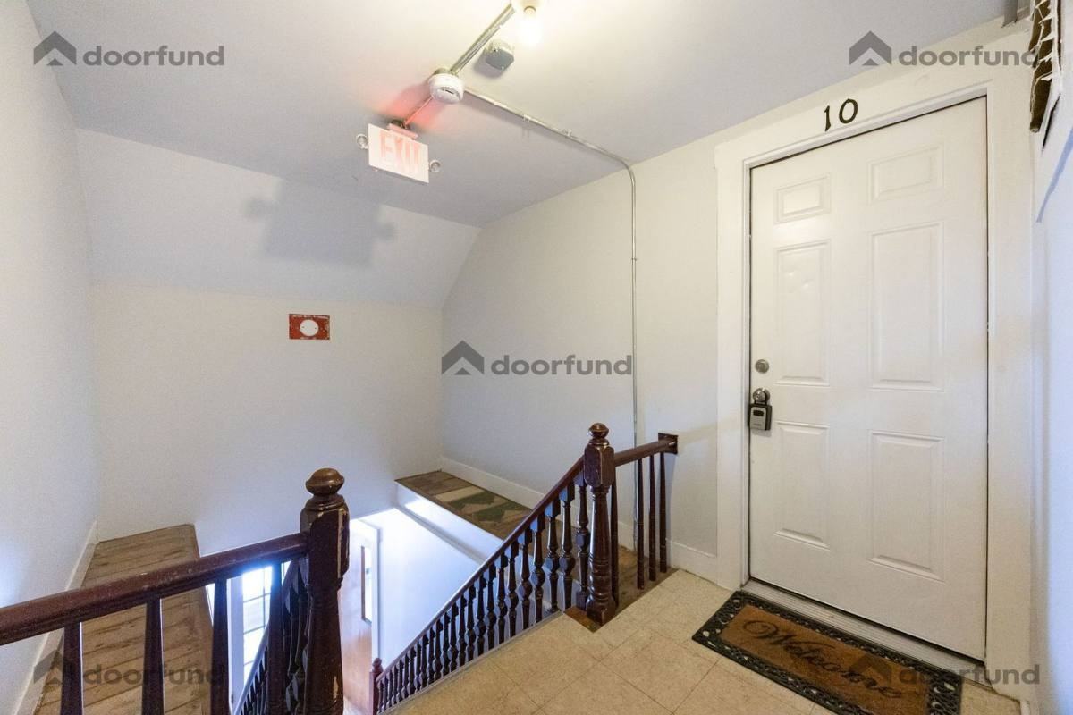 123 Union Ave #10 - Photo 3 of 10