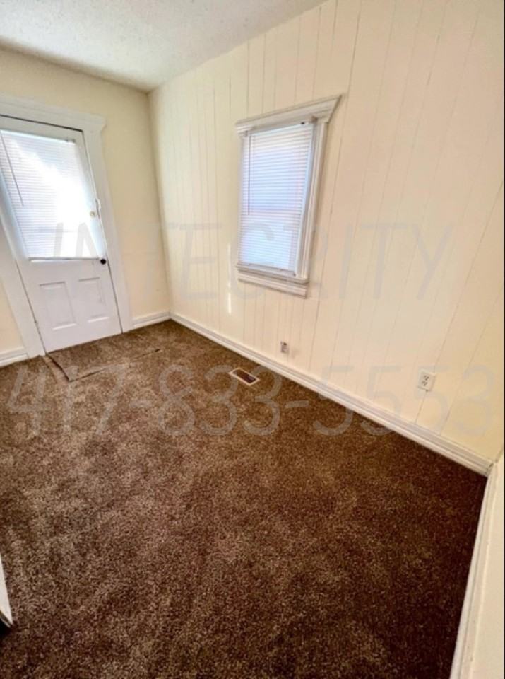 1851 North Johnston Avenue - Photo 6 of 7