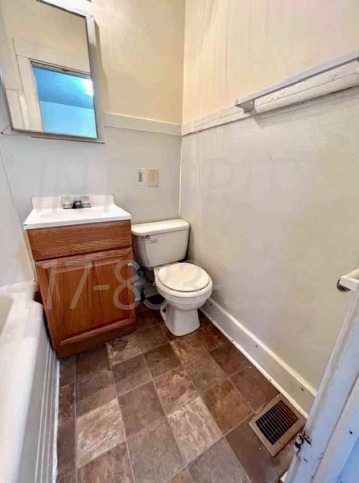 1851 North Johnston Avenue - Photo 7 of 7