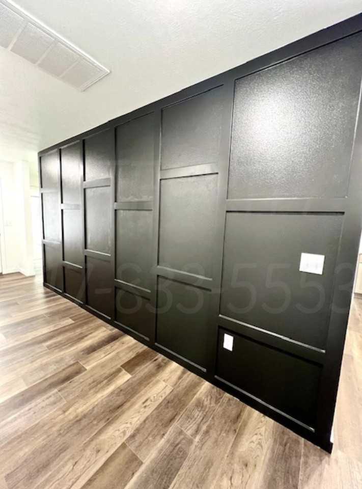 800 Hoffman Hills Boulevard - Photo 3 of 23