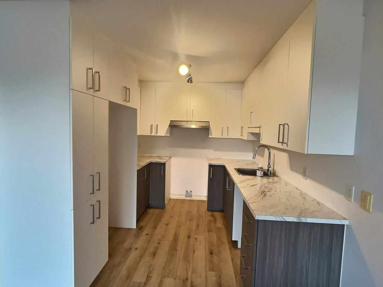 70 Cour Villeneuve - Photo 4 of 6