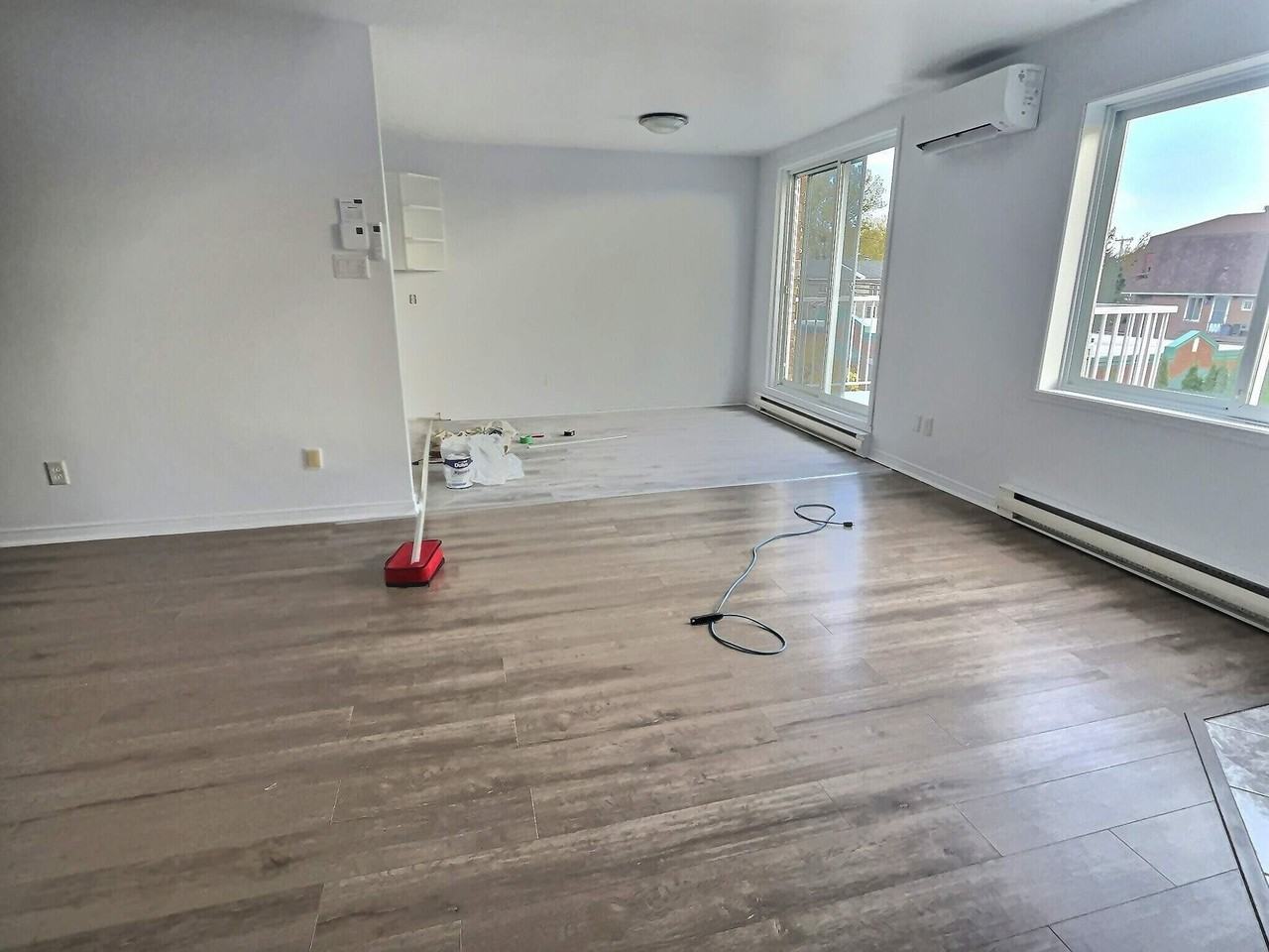 20 Cour Villeneuve - Photo 5 of 7