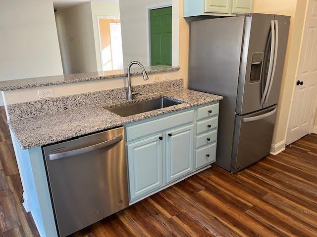 825 9th Ave W - Photo 3 of 15