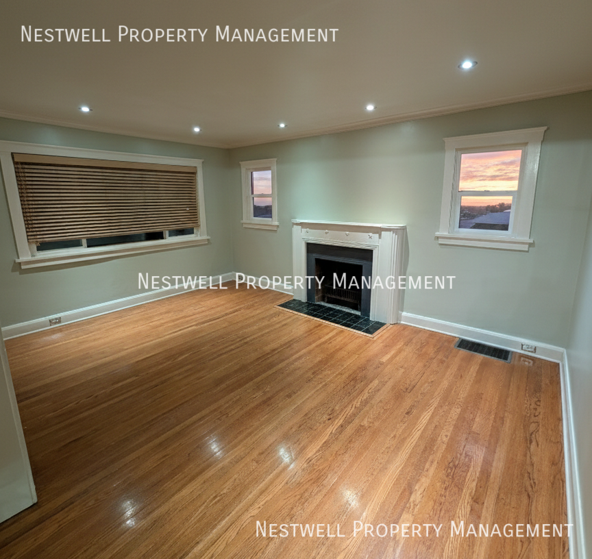 2471 S Douglas St - Photo 7 of 20