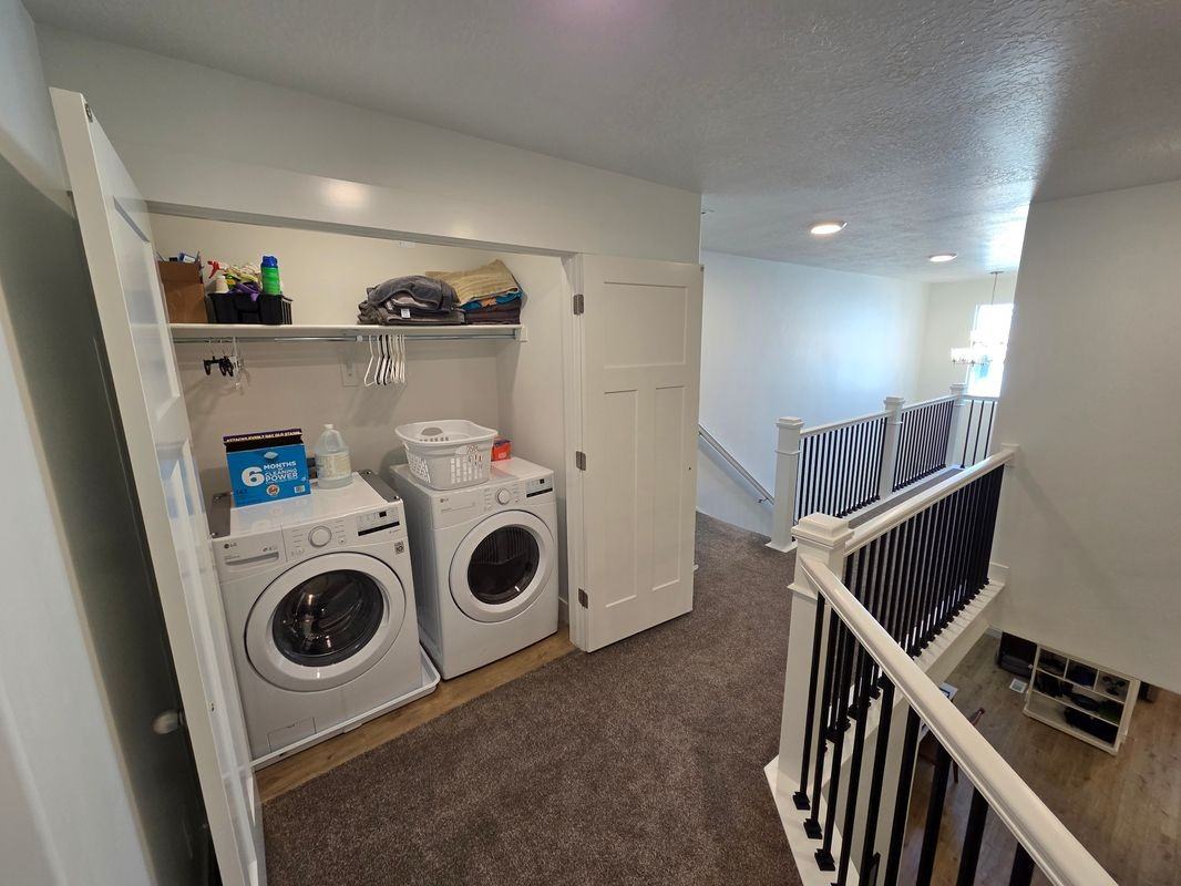 1521 W Skyline Dr - Photo 7 of 10