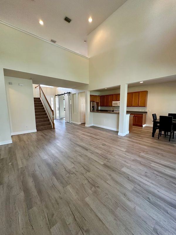 14227 Wake Robin Dr - Photo 5 of 25