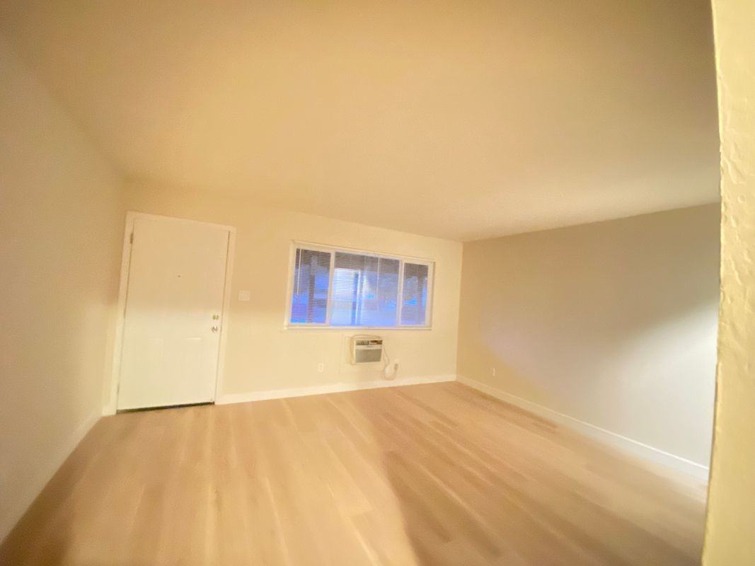 7575 Muirfield Way - Photo 2 of 6