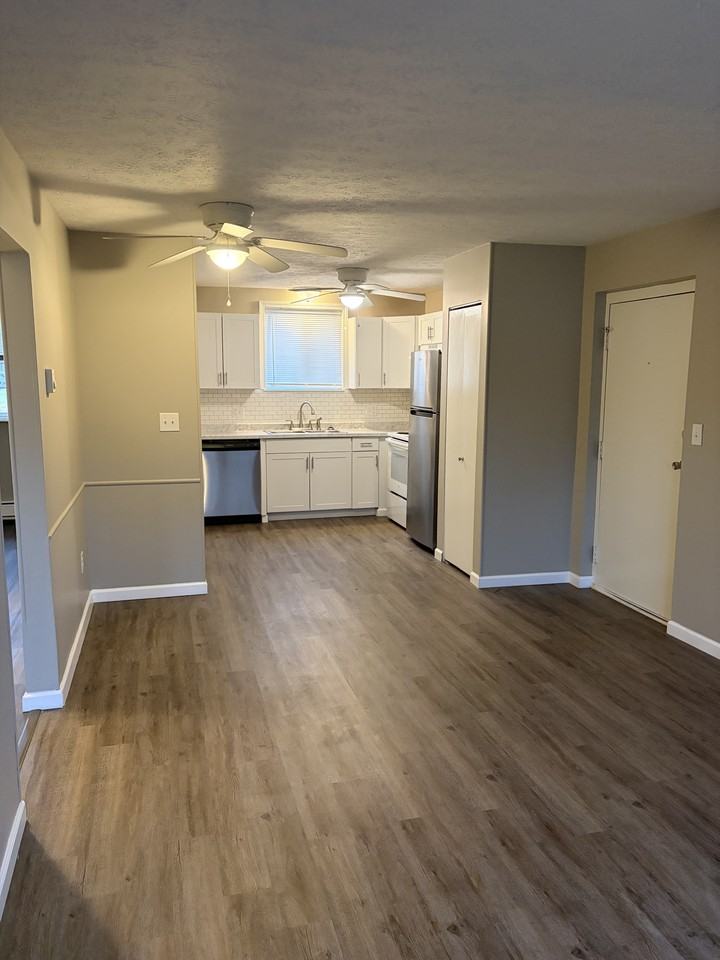 1516 Avery St #1 - Photo 2 of 11