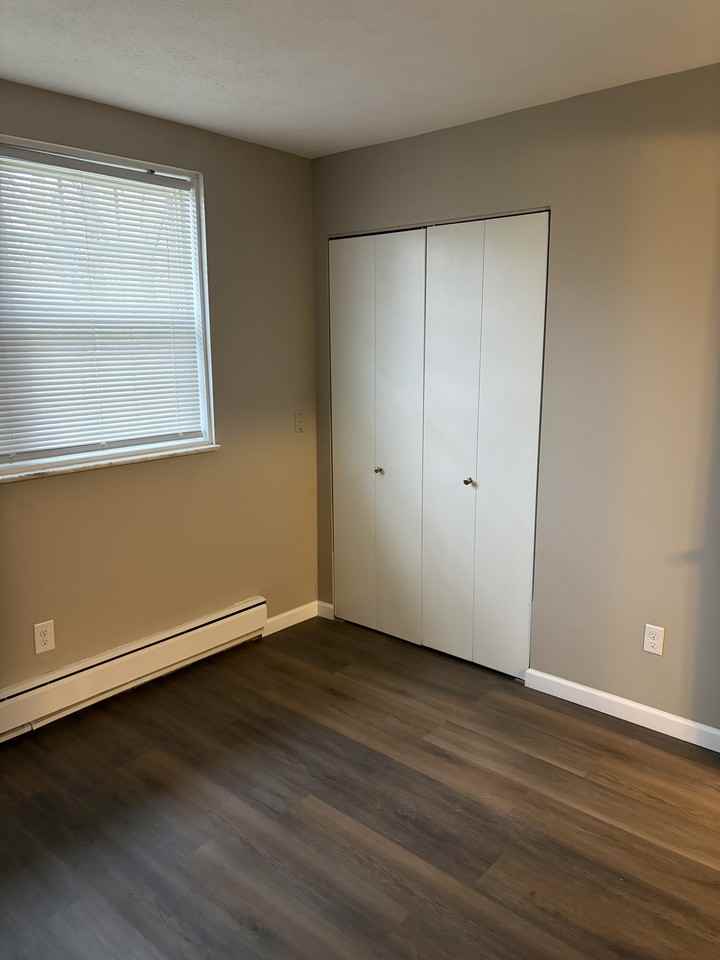 1516 Avery St #1 - Photo 5 of 11