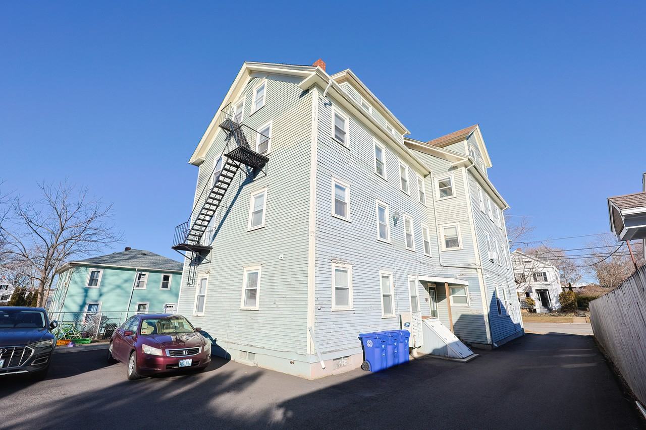 327 High St #3R - Photo 7 of 21