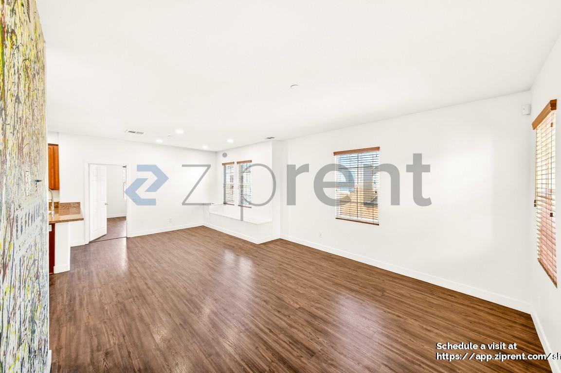 10548 Wisteria Cir - Photo 7 of 28