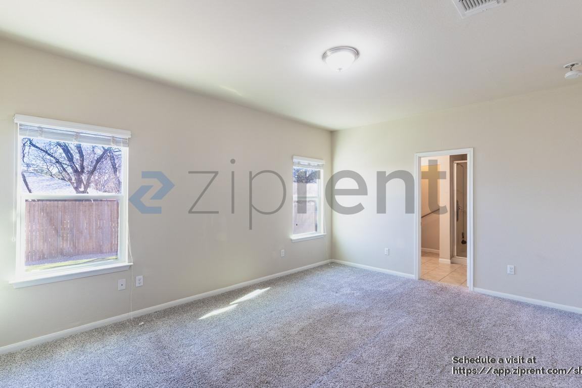 1700 Atlantica St - Photo 7 of 22