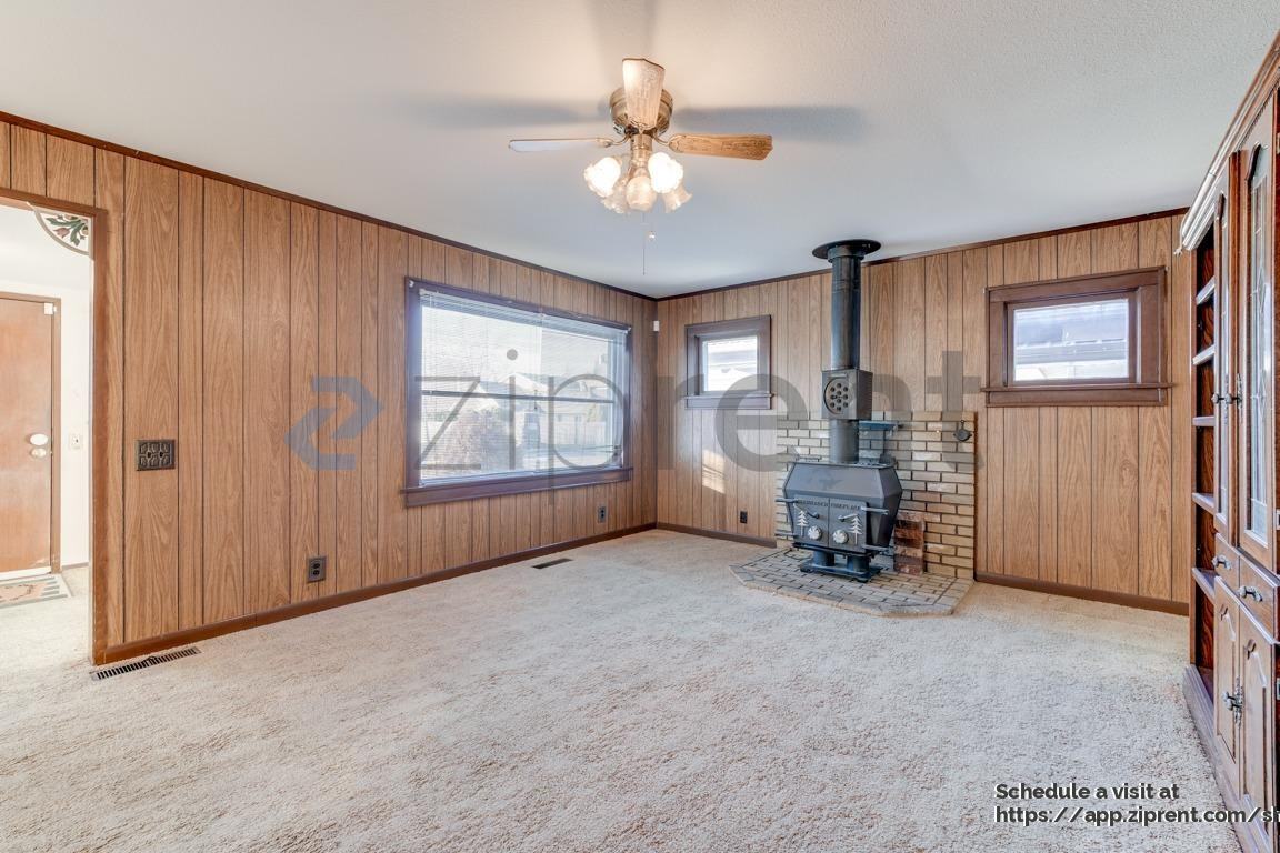 351 Blake St - Photo 7 of 31