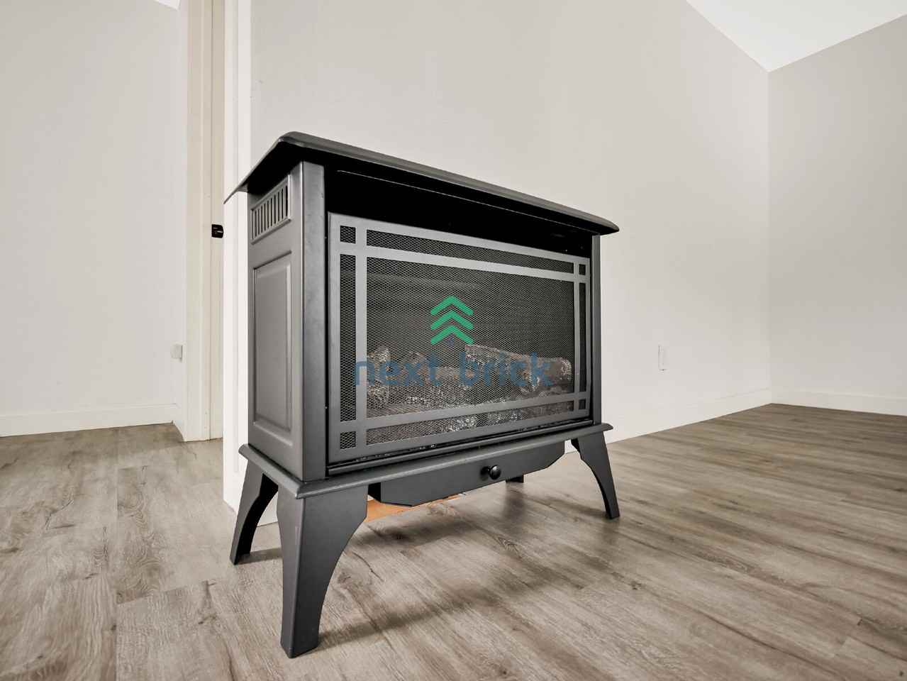 221B Cedar Ave - Photo 5 of 11