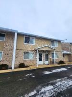 featured image of 2611 Shoreland Ave #8