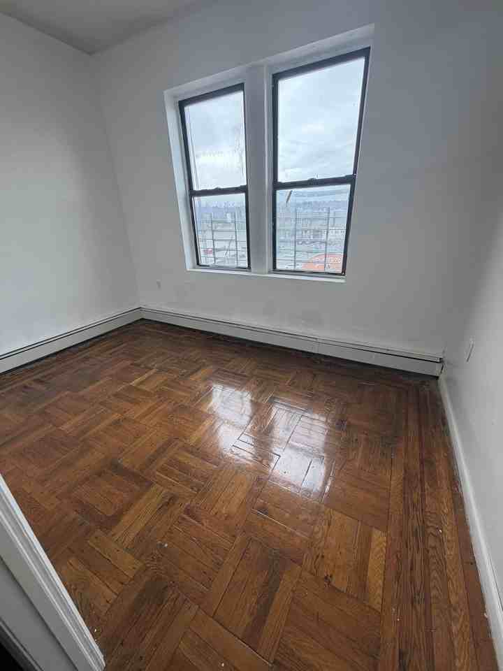 212 Central Ave #5G - Photo 6 of 12