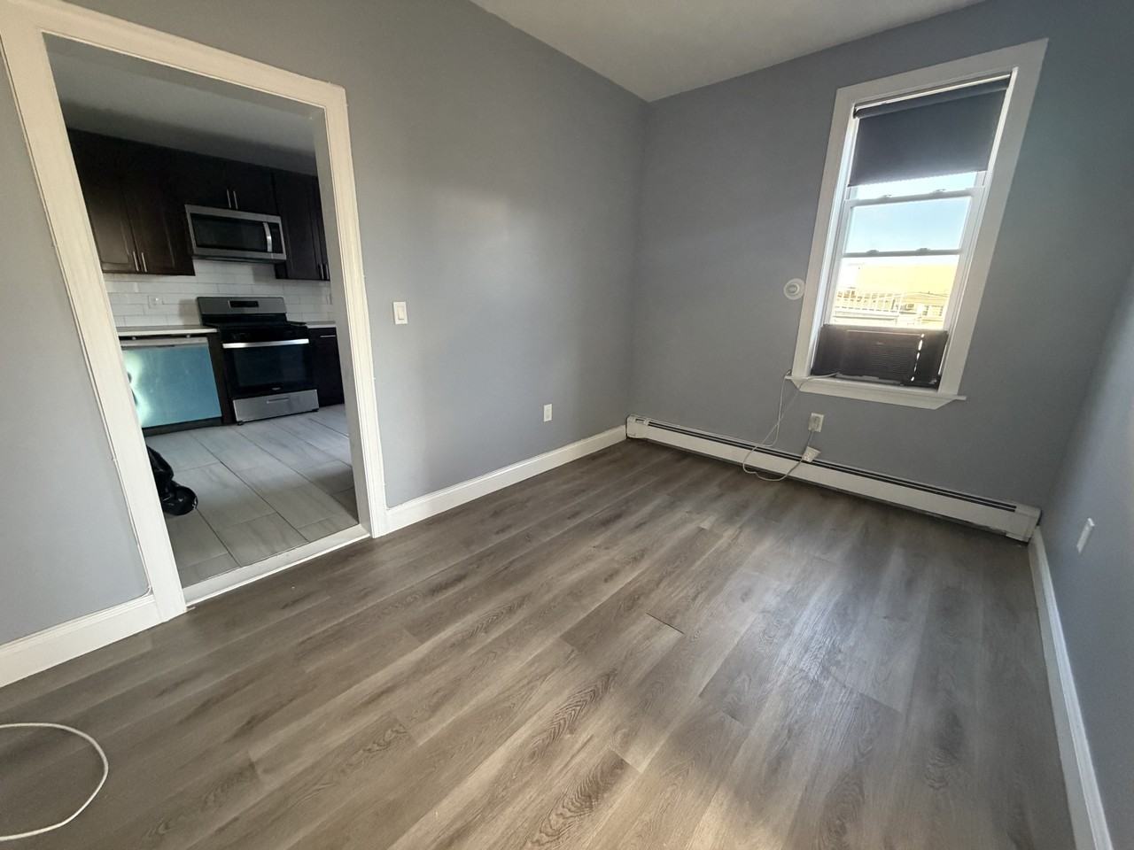 434 Avenue C #7 - Photo 5 of 8