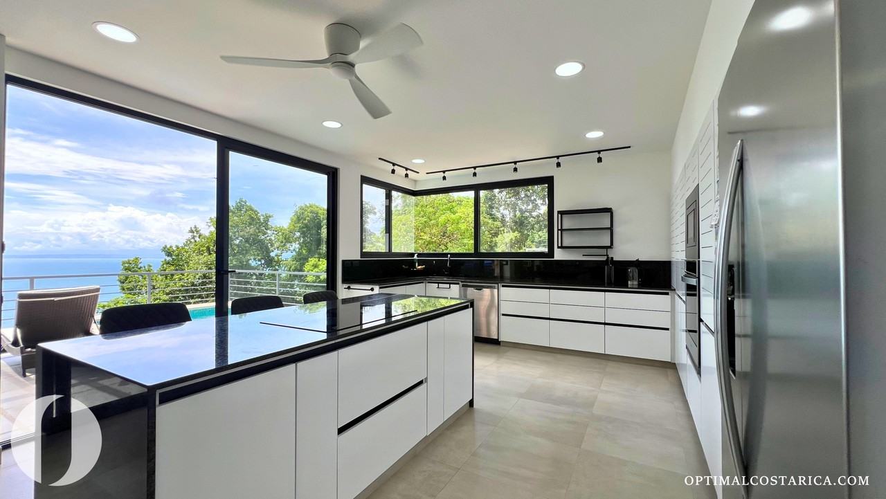 Atenas, Alajuela #1 - Photo 3 of 24