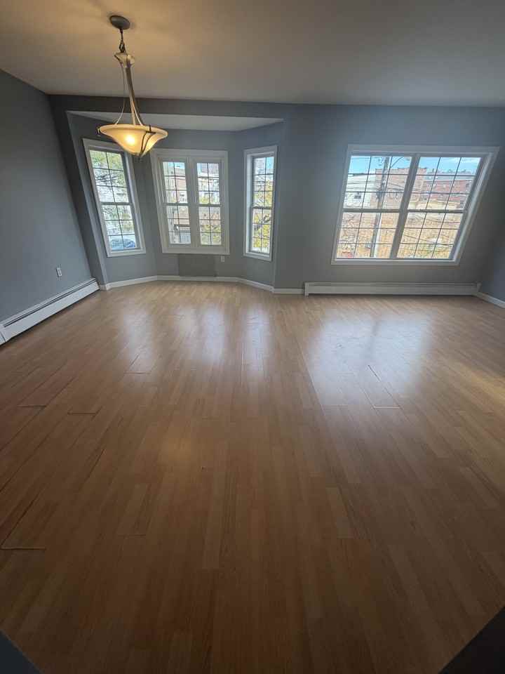 35 Fairview Ave #2 - Photo 4 of 12