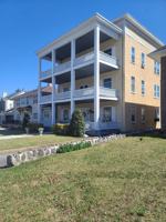 featured image of 1106 Oak Hill Ave #3A