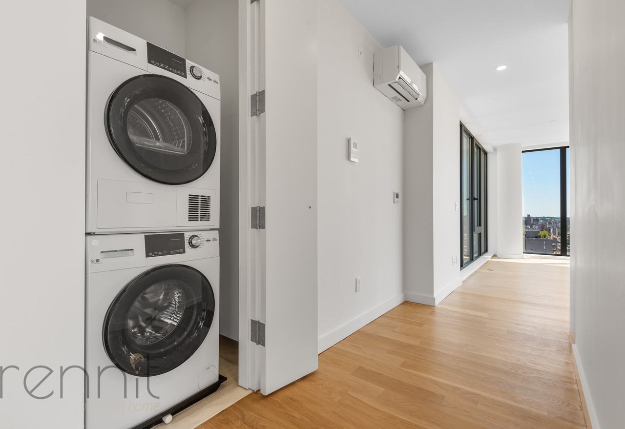 375 Dean St #1704 - Photo 3 of 19