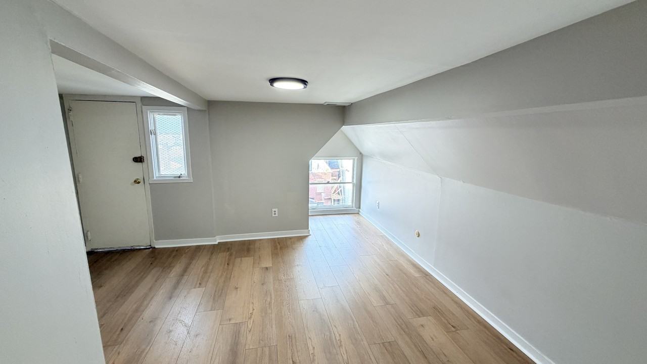 5735 Kentucky Ave #4 - Photo 2 of 15