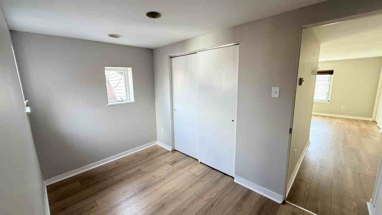 5735 Kentucky Ave #4 - Photo 3 of 15