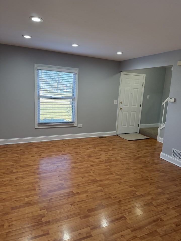 1049 Newport Hbr #1049 - Photo 6 of 10