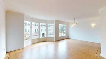 featured image of 161 4th Ave #161