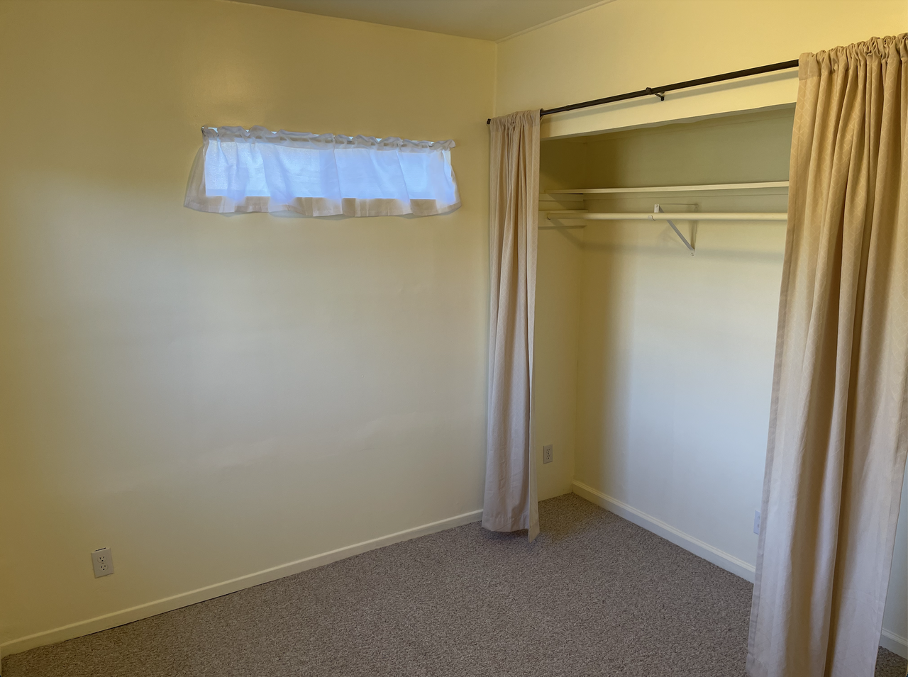 4781 Avalon Ave #B - Photo 6 of 9