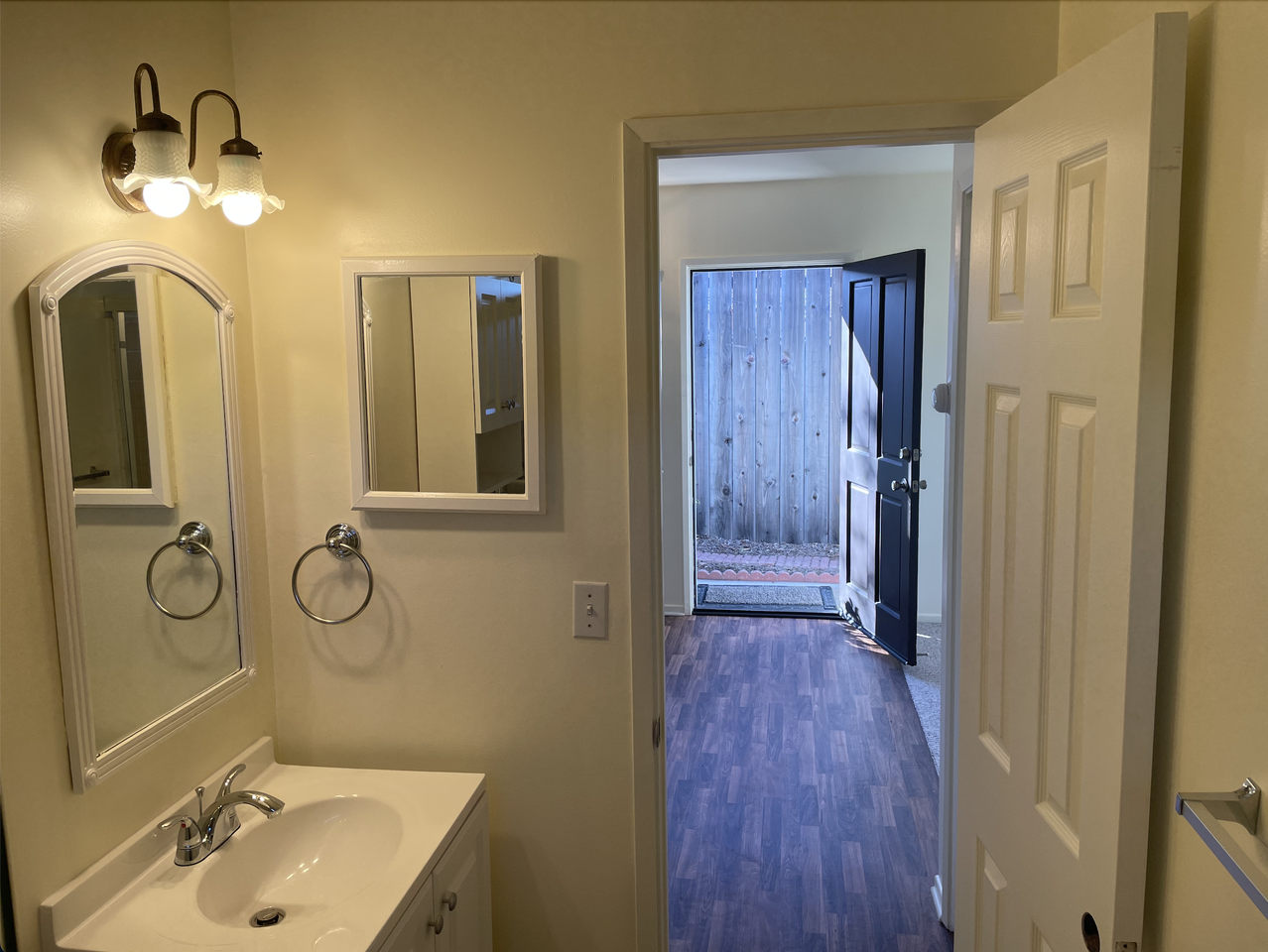 4781 Avalon Ave #B - Photo 7 of 9