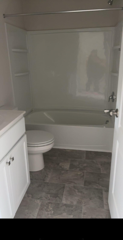 3113 Burlington St - Photo 3 of 12