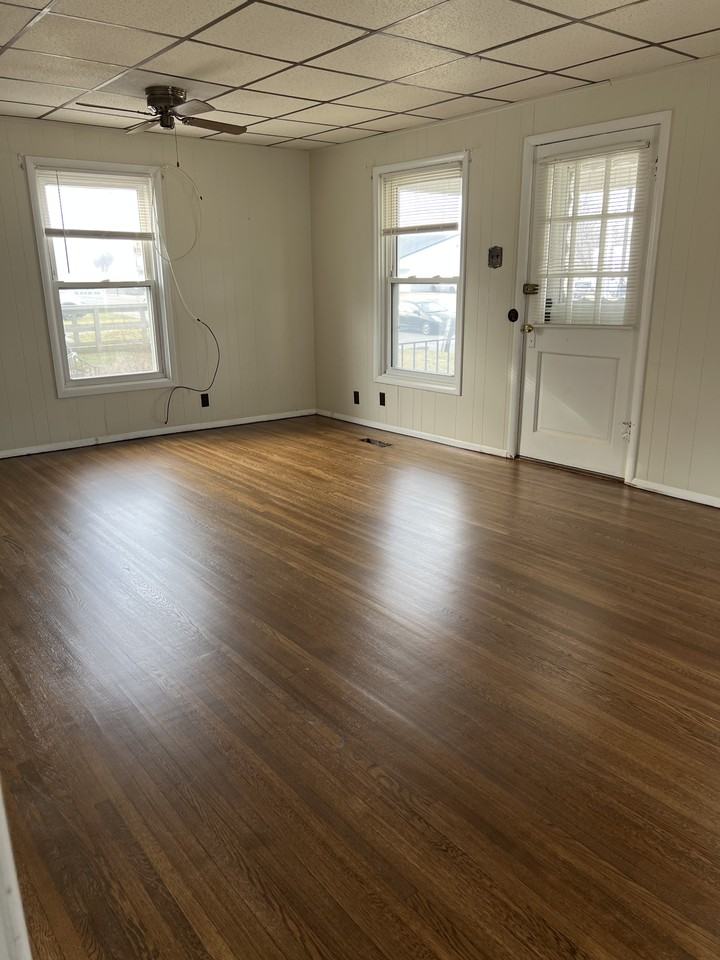 3200 S 7th St #NA - Photo 3 of 24