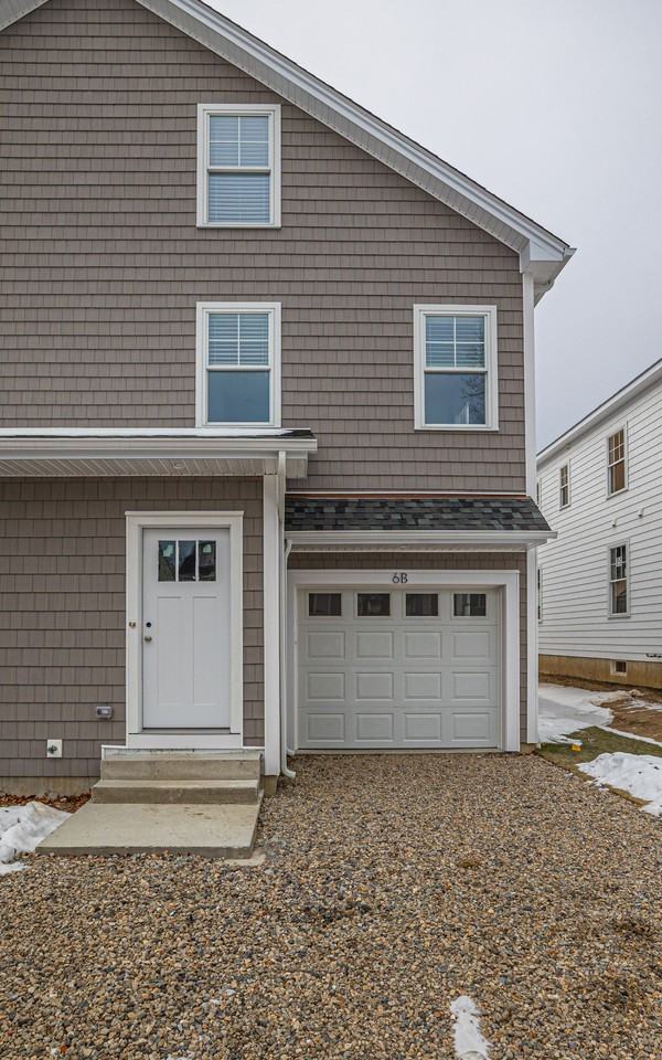 6 Edgewood St #A - Photo 3 of 20