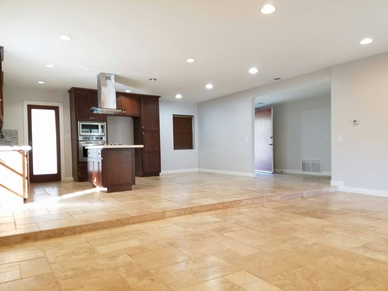 424 East Riverview Avenue - Photo 4 of 18